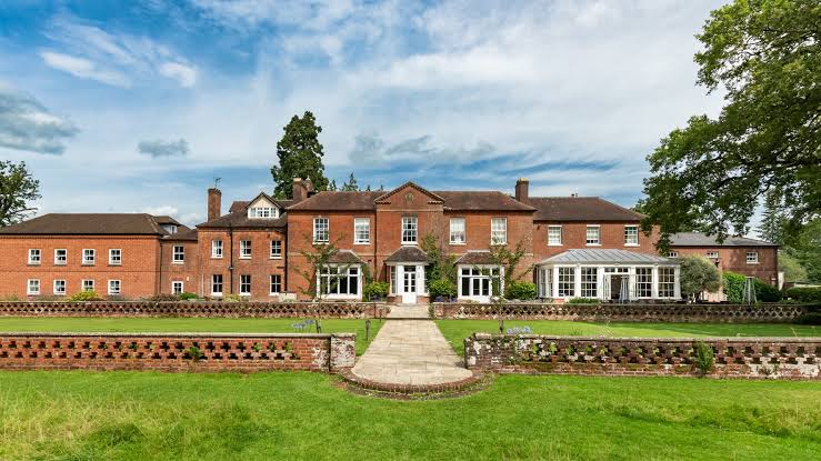 Bartley Lodge