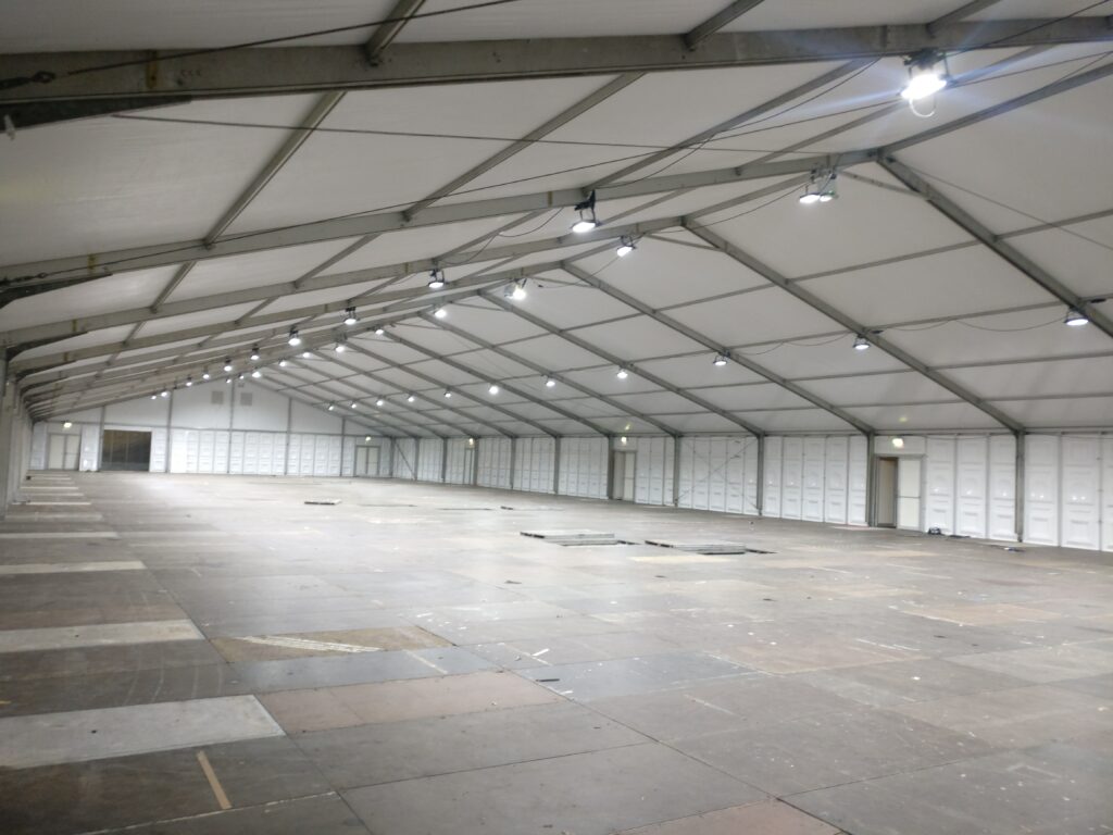 Large scale industrial marquee lighting